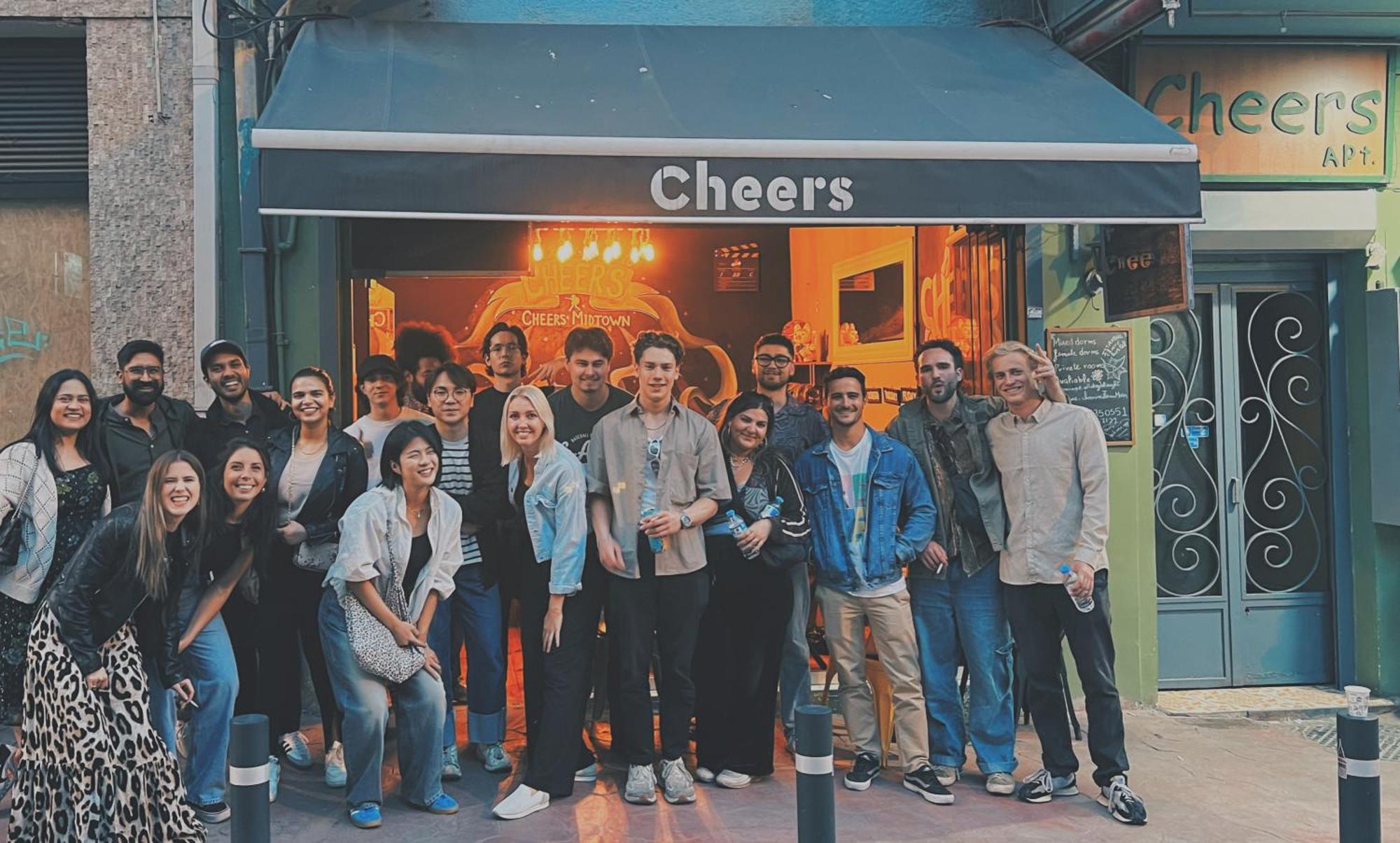 Cheers Midtown Hostel — Fotoğraflar 2